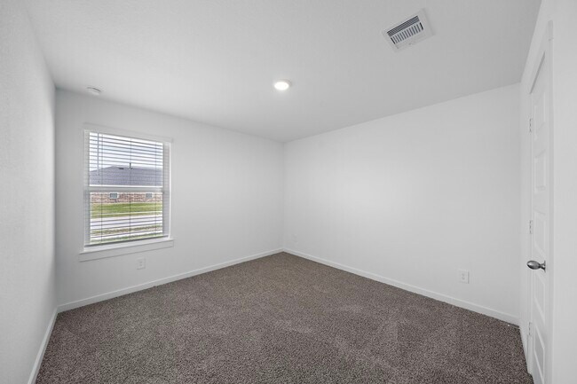 Building Photo - 3819 Pierce Pl Ln