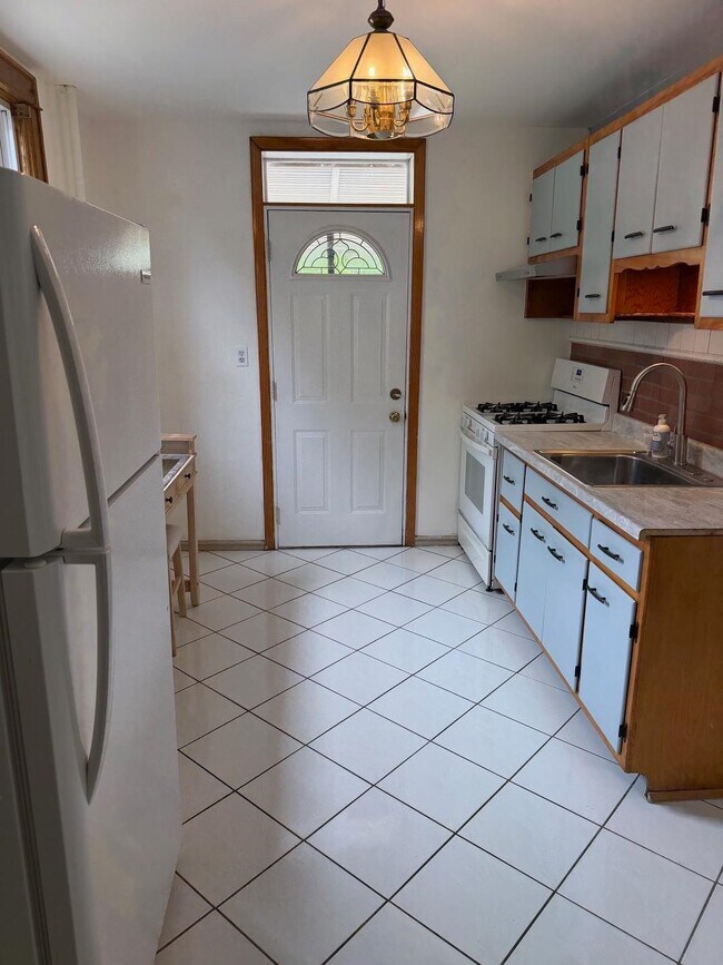 Building Photo - 1218 73rd St