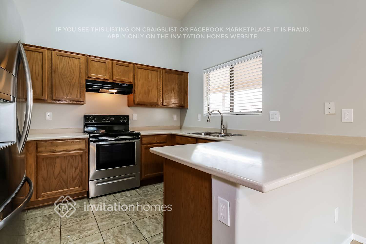 Building Photo - 25586 W St Catherine Ave