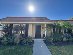 Building Photo - Beautiful Modern 3BD/2BA Home with AC & Pr...