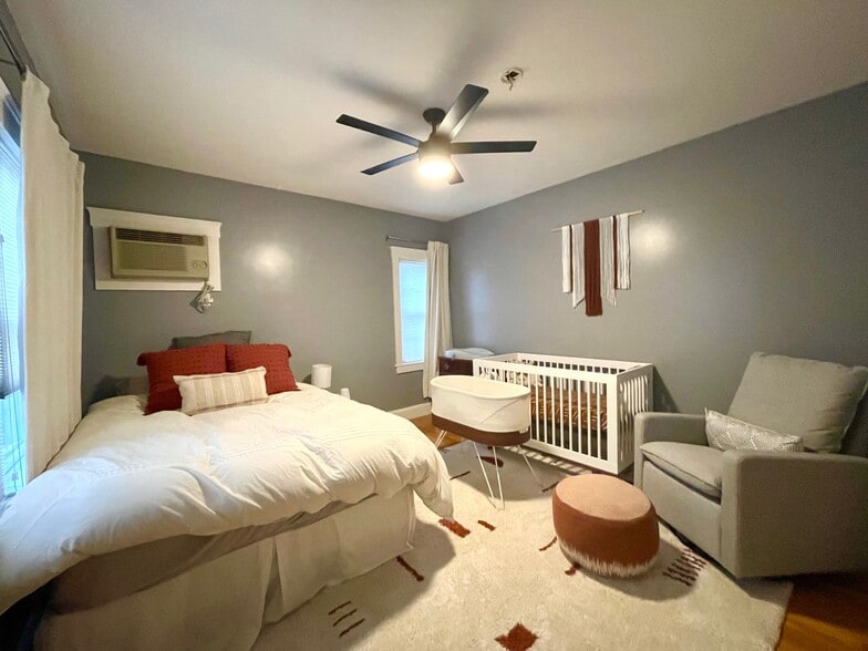 Bedroom (2nd floor) - 38 Lourdes Ave