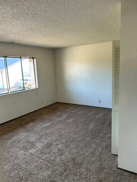 Building Photo - 1191 Brandon Ct