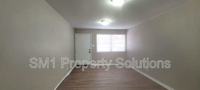 Building Photo - 1417 Ardmore Dr