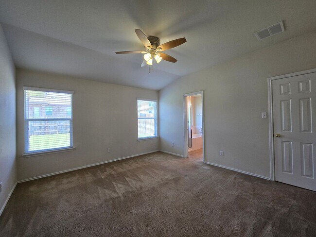 Building Photo - 4604 Black Forest Ln