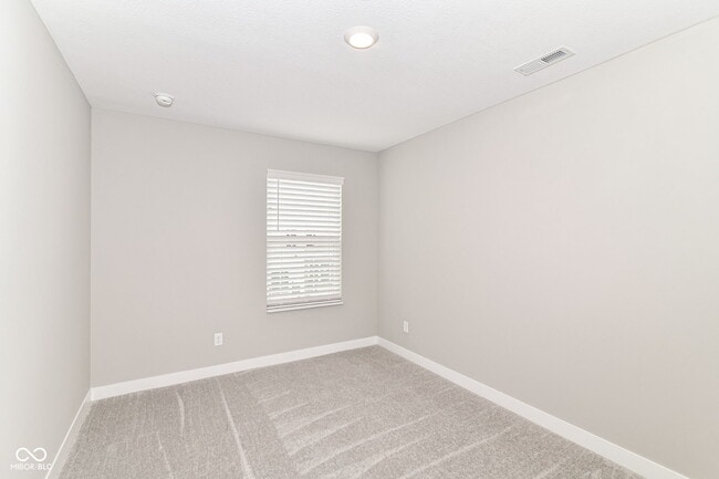 Building Photo - 6872 Sunstone Pl