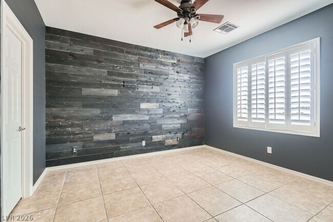 Building Photo - 333 Shimmering Moon St