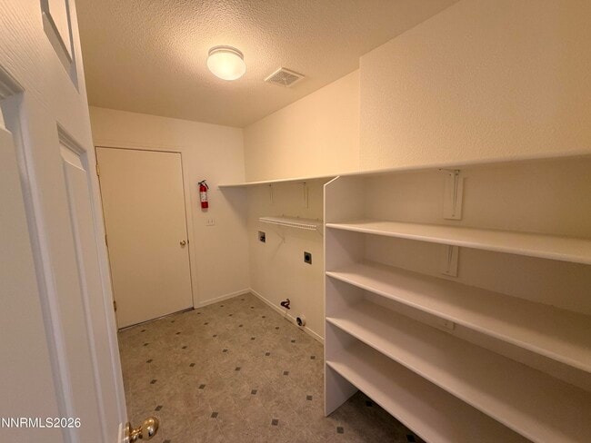 Building Photo - 17725 Davenport Ln
