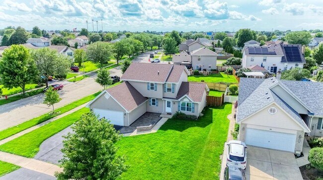 Building Photo - 1413 Skylark Ln