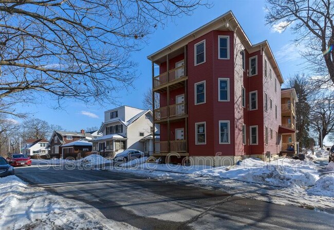 Primary Photo - 26 Vinson St