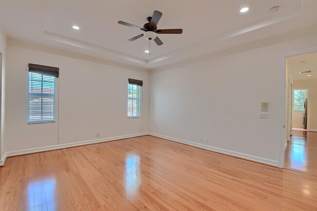 Building Photo - 8290 NW 105th Ln