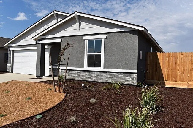 Building Photo - 685 Marshall Ln