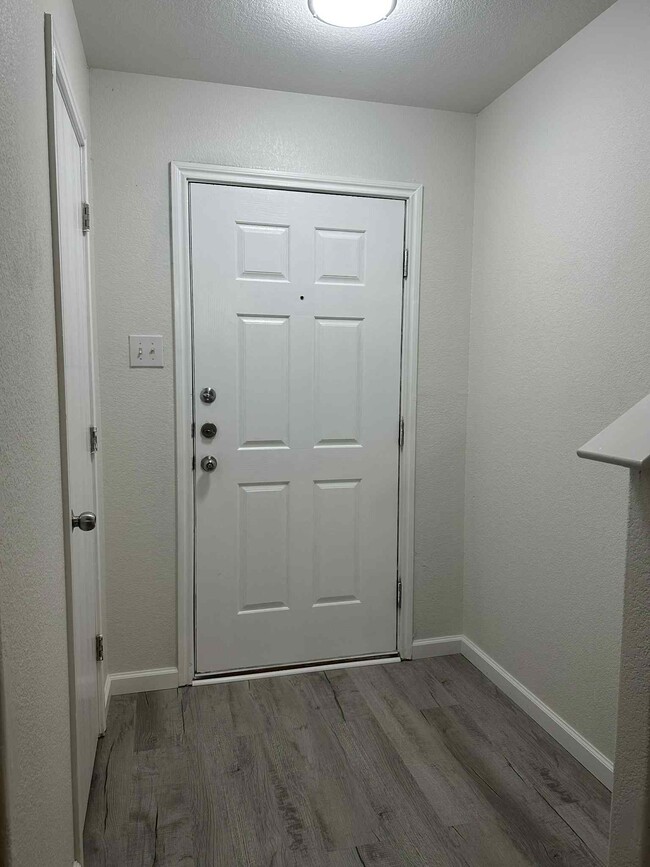 Building Photo - 3305 Etheredge Dr