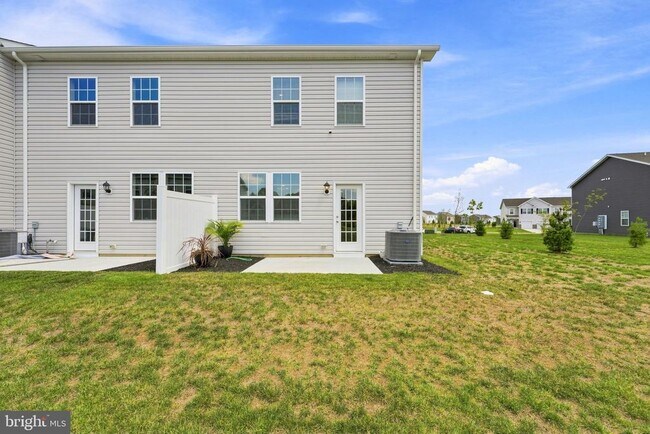 Building Photo - 126 Corolla Dr