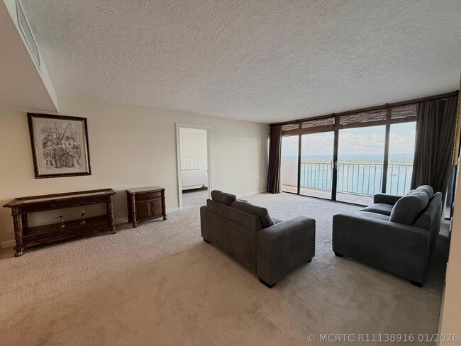 Building Photo - 5600 N Flagler Dr
