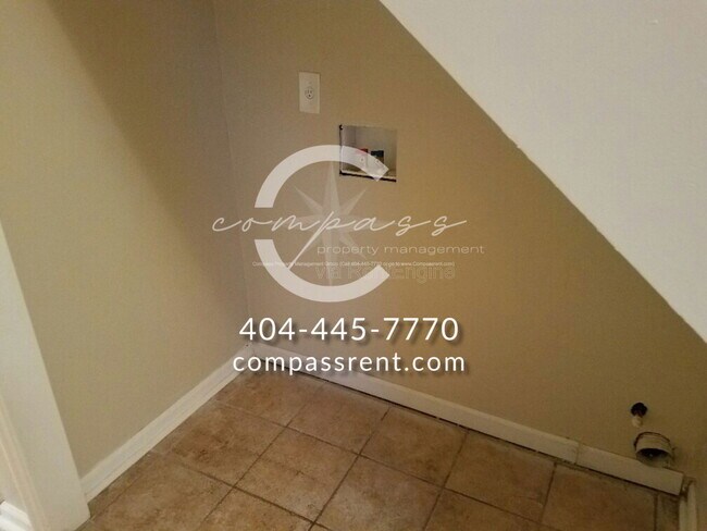 Building Photo - 5047 Chadwick Ct