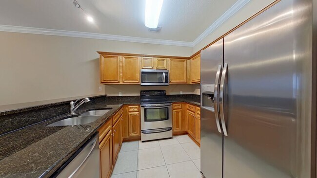 Building Photo - 2240 Hadleigh Hills Ct