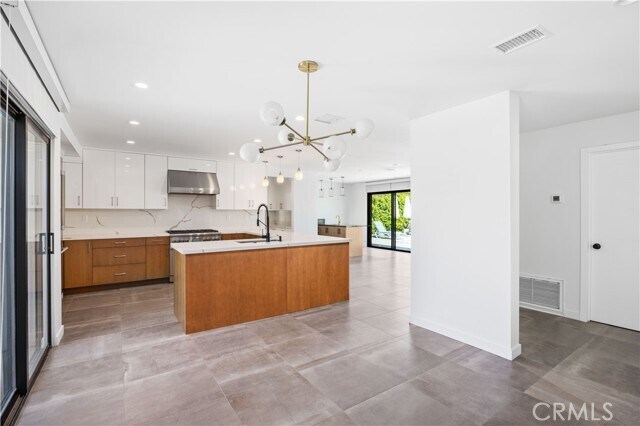 Building Photo - 73534 Silver Moon Trail