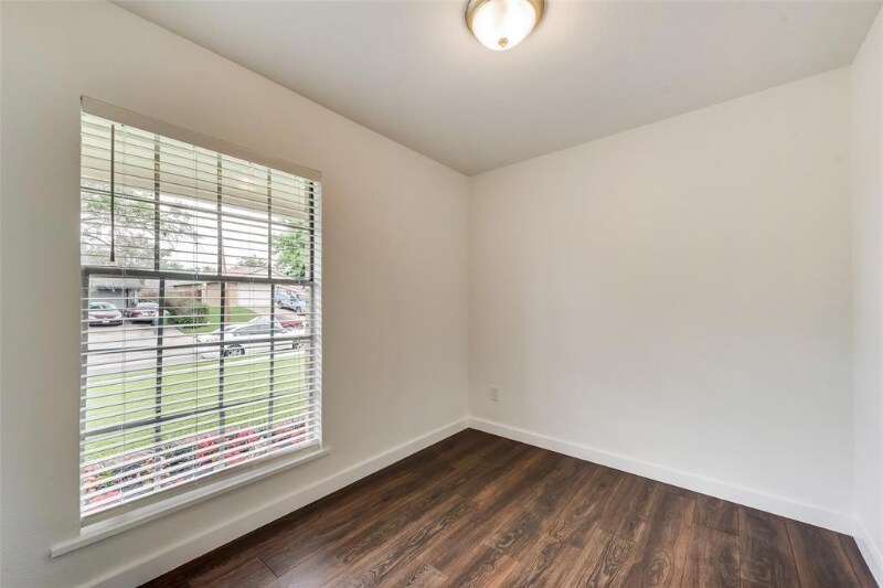 Building Photo - 1110 Wycliff Dr
