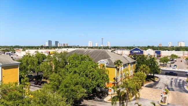 Building Photo - 4207 S Dale Mabry Hwy