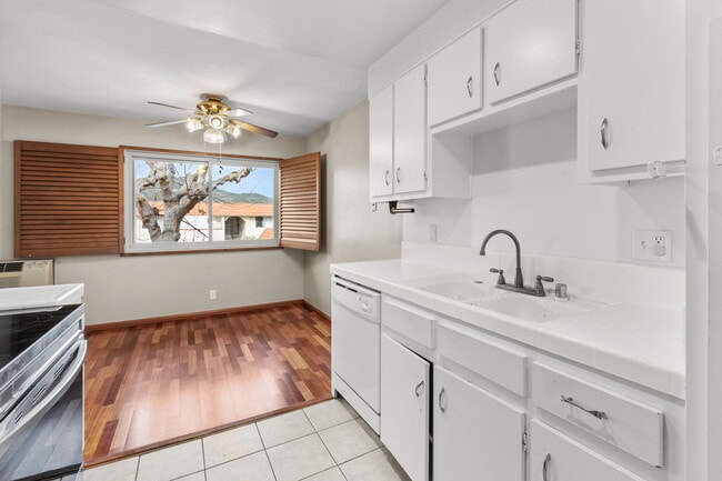 Building Photo - 8641 Lake Murray Blvd