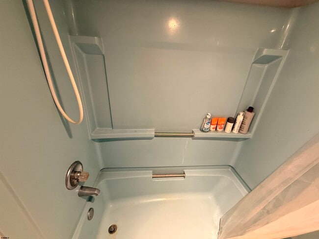 Building Photo - 105 N Richards Ave