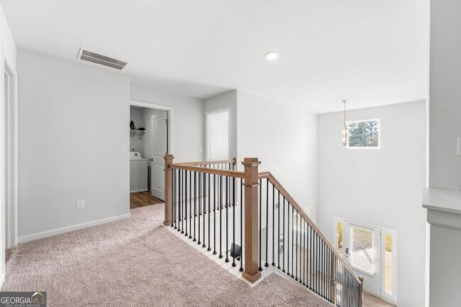 Building Photo - 100 Petunia Ct