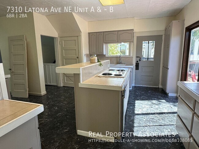 Building Photo - 7310 Latona Ave NE
