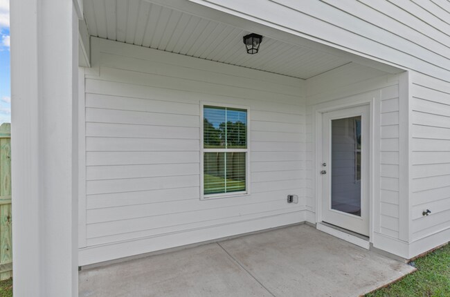 Building Photo - 200 Clifton Dr