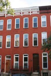 Building Photo - 843 Hollins St