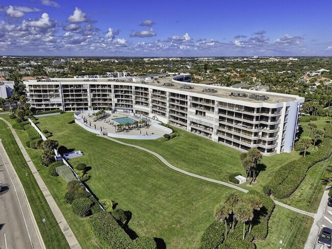 Building Photo - 1190 Jimmy Buffett Mem Hwy