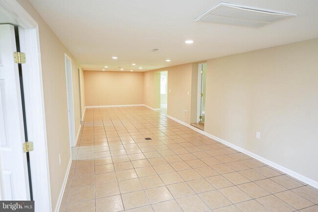 Building Photo - 30446 Zion Rd