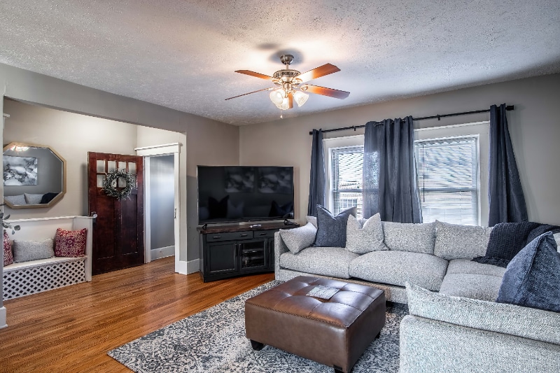 Building Photo - 3913 Farnam St