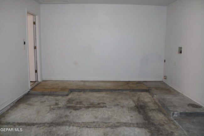 Building Photo - 11654 Carlos Moran Ct