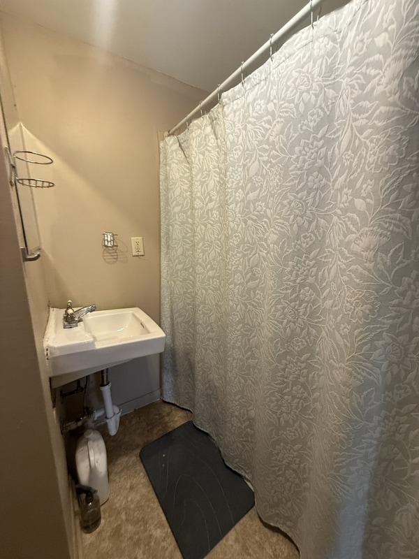 Building Photo - 114 S Blair St