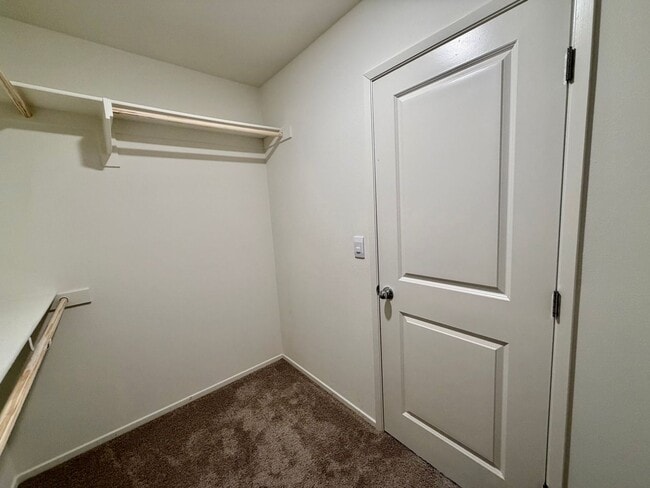 Building Photo - Stylish 4-Bedroom Solar Home Near Community Park