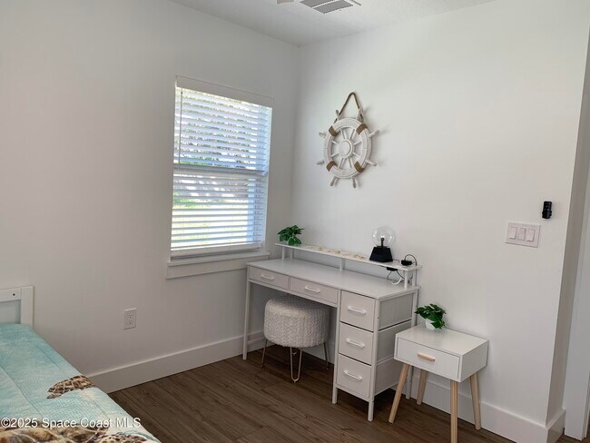 Building Photo - 710 Orange Blossom Dr
