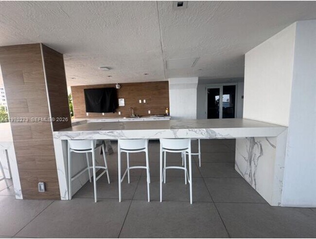 Building Photo - 770 Claughton Island Dr