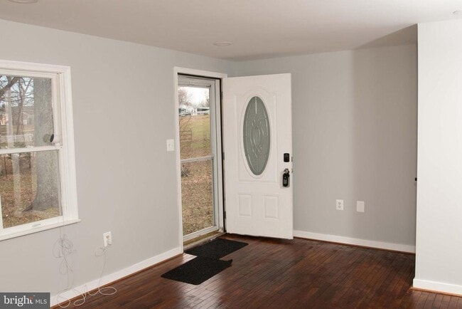 Building Photo - 4785 Mountain Rd