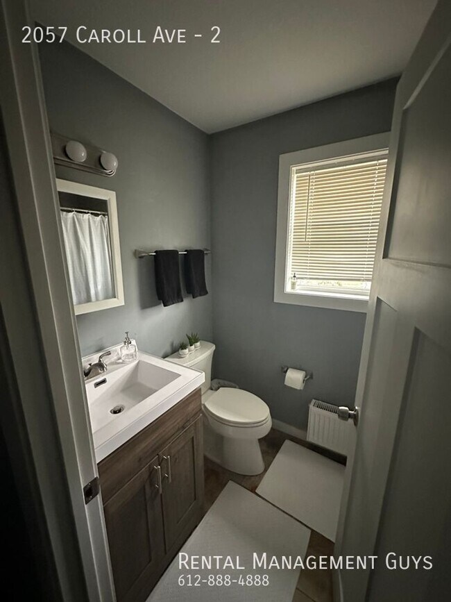 Building Photo - 2057 Carroll Ave