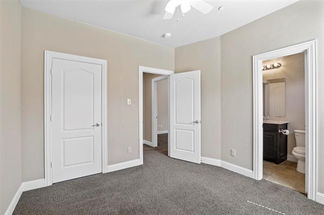 Building Photo - 4413 Riverview Dr