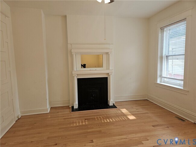 Building Photo - 4 N Harrison St