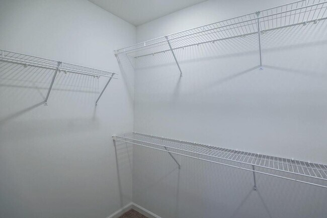 Building Photo - 1530 Brantin Dr