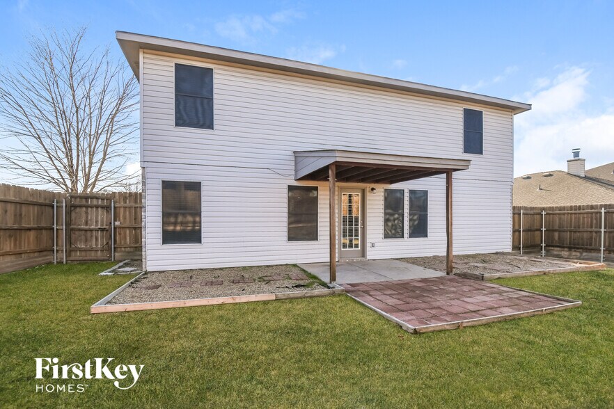 Building Photo - 5600 Ainsdale Dr