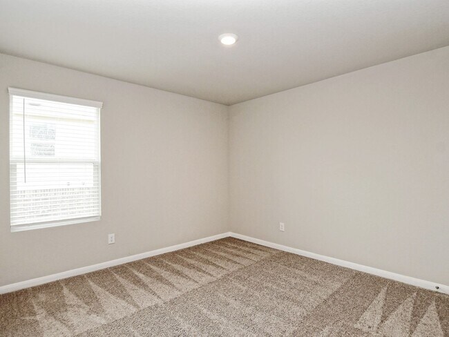 Building Photo - UPGRADED 2359 SF in HIDDEN TRAILS - 4 BR/3...