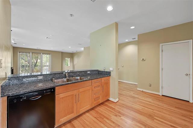 Building Photo - 3250 Cambrick St