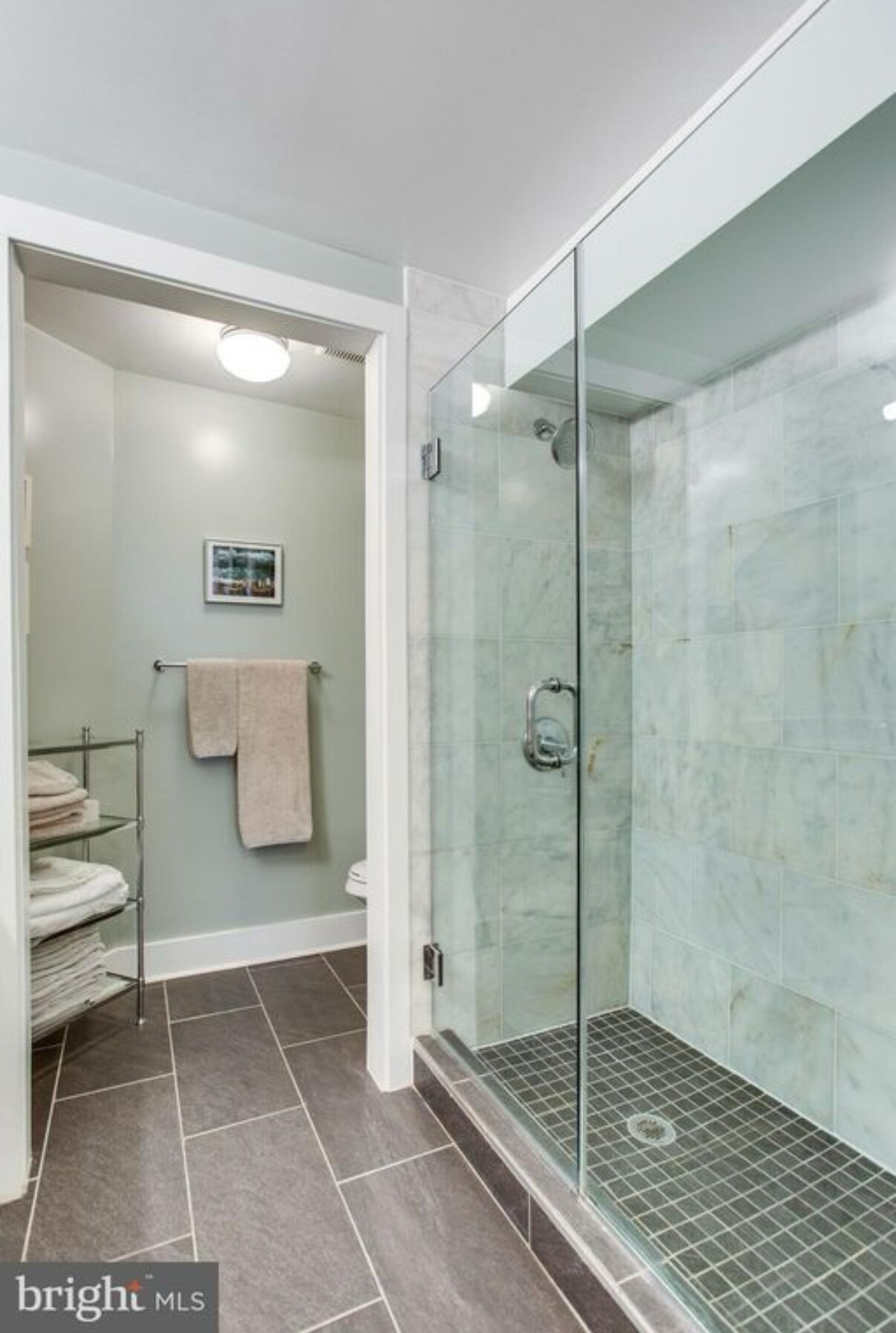 Primary Bath - 1924 1st St NW