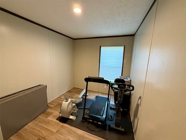 Building Photo - 13298 County Rd 190