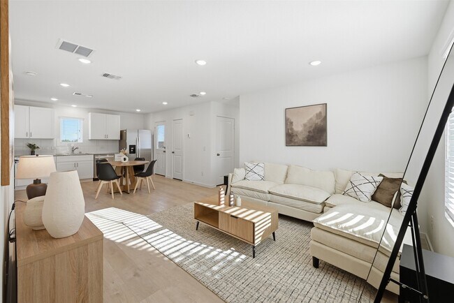 Building Photo - 30503 Bladnoch Ln