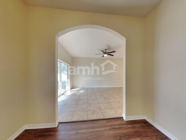 Building Photo - 5314 Lorilawn Dr