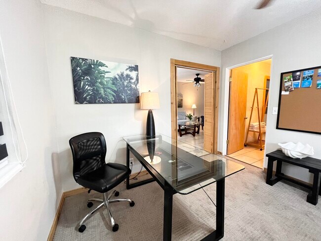 Building Photo - 8341 Sunset Dr